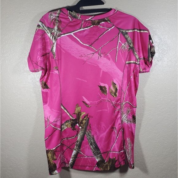 Realtree Hot Pink Woods Forest Camo Outdoor DryTech Active Crew Neck Tee Shirt - Picture 2 of 7